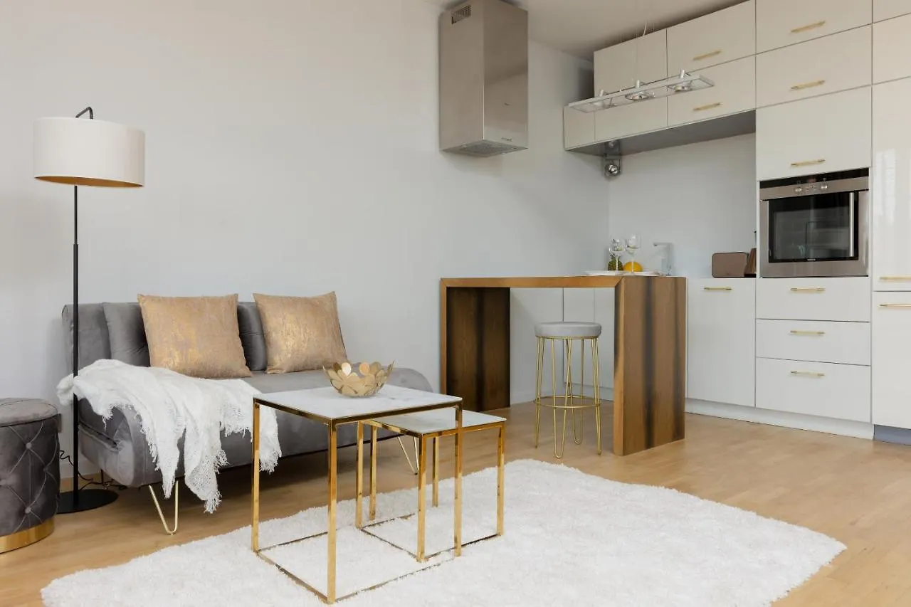 ורשה Golden Sands Apartment Piaskowa With Parking & Balcony By Renters